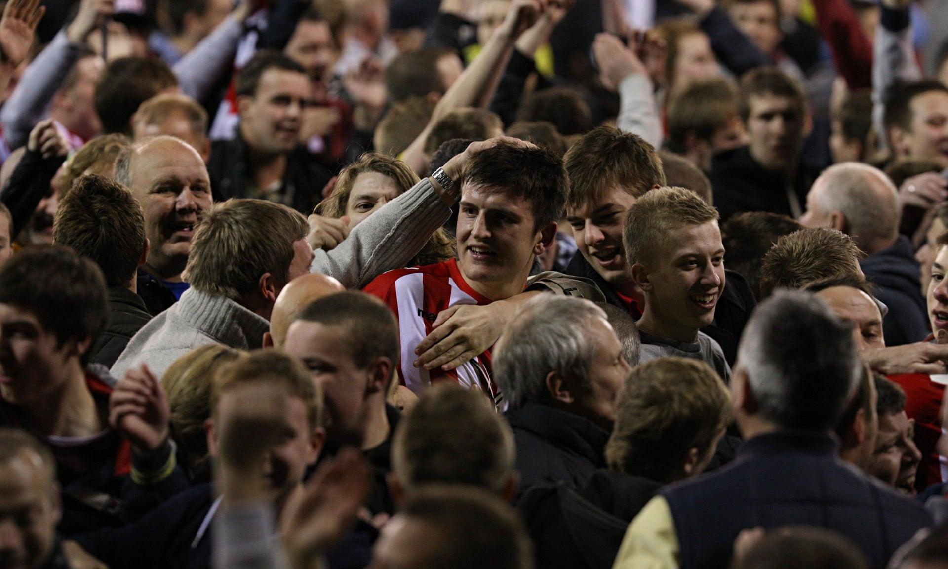 行方面的贡 行方面的贡